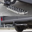 Marche-pied double appui pour un véhicule utilitaire muni d'un attelage METEC M888420